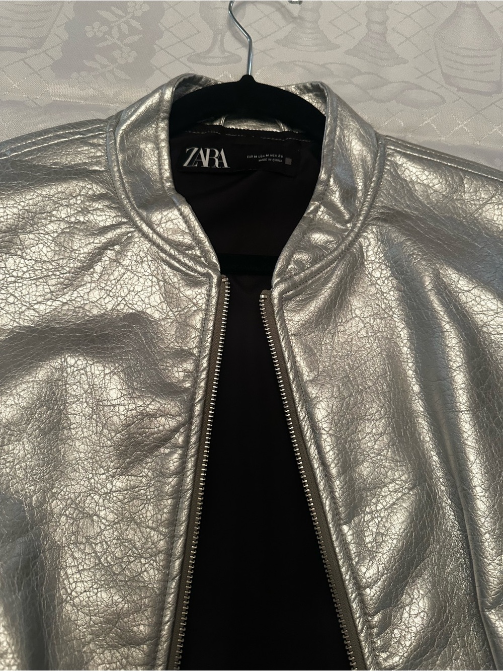 ZARA SILVER Effect Metallic Glossy Faux Leather Zip Boxy Cropped Bomber Jacket - Picture 4 of 7
